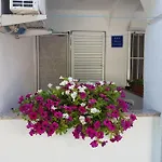 Luka Apartman *